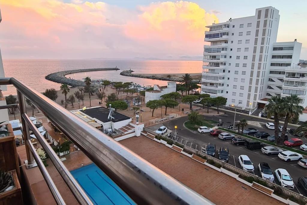 Sunsetmare Vacational Apartment Roses Kültér fotó