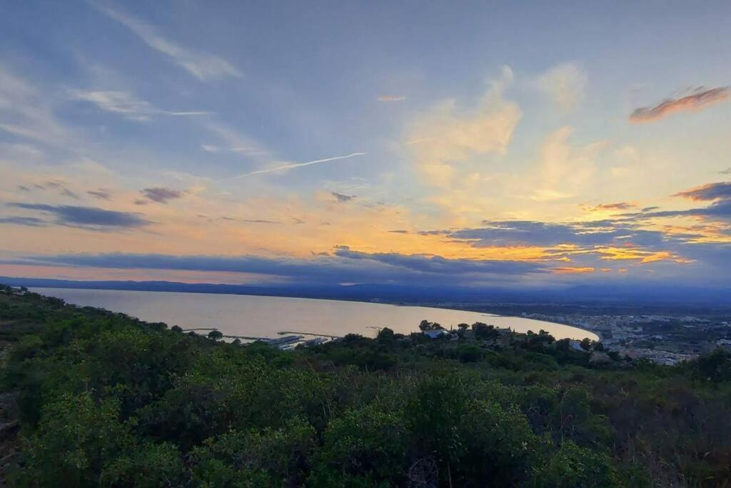 Sunsetmare Vacational Apartment Roses Kültér fotó