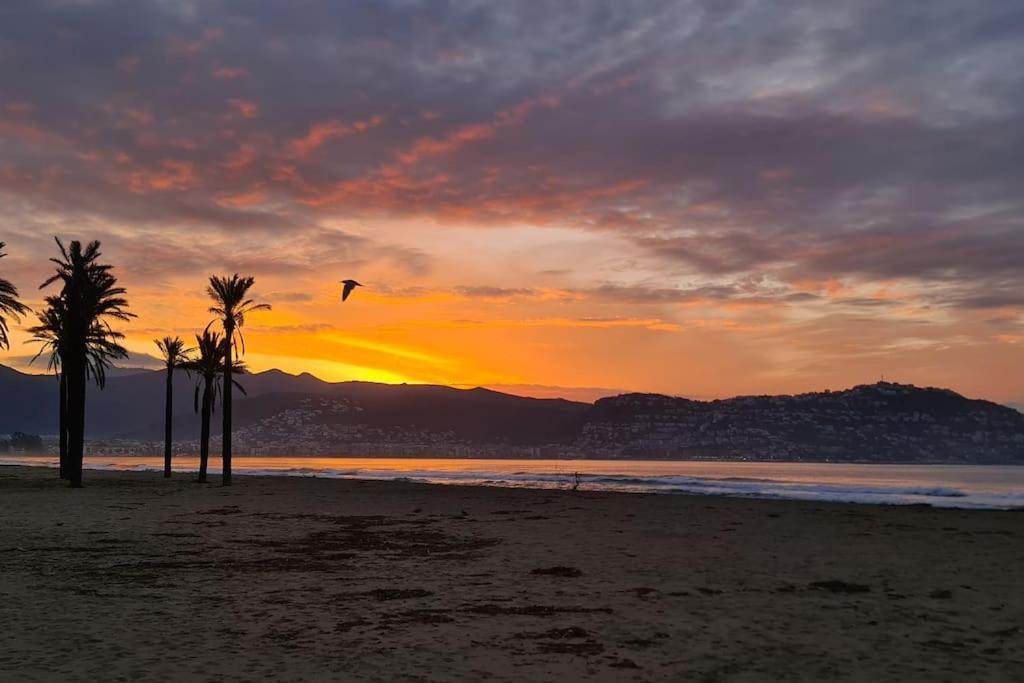 Sunsetmare Vacational Apartment Roses Kültér fotó